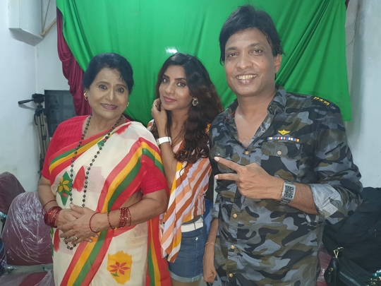 Ayesha Khan  Starrer Video Song  Dastak Yaara Tune Jo Di Released On 14 Nov 2020 By Jazba Entertainment