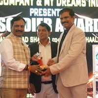 The First Civilian Soldier Award 2024 Was Held In Mumbai  The Event  Graced By Top Politicians, Film Personalities,  Builders And Doctors Of India