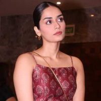 Manushi Chillar Graces The Painting Exhibition Of Ayaan, A 13 Year Old UNESCO Award Winning Artist Who Is Ongoing Battle With Duchenne Muscular Dystrophy (DMD).