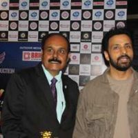 Sunil Sonhiya Received Rastriya Achiever Award In Mumbai By The Hands Of Actor/Director & Producer Of Creative Eye