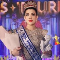 4 Titles Winner Mrs Almas Anfar Kathuria Ambassador For Internal Relations Regent Smart City  Queen Thailand
