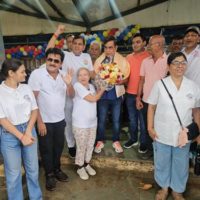 अक्षय कुमार और अमृता फडणवीस के साथ डॉ धर्मेंद्र कुमार भी जुहू बीच की सफाई मे हुए शामिल, मुफ्त मेडिकल कैंप मे दवाएं भी वितरित की