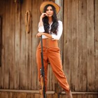 Nivedita Chandel Grace, Confidence And A Style Of Her Own
